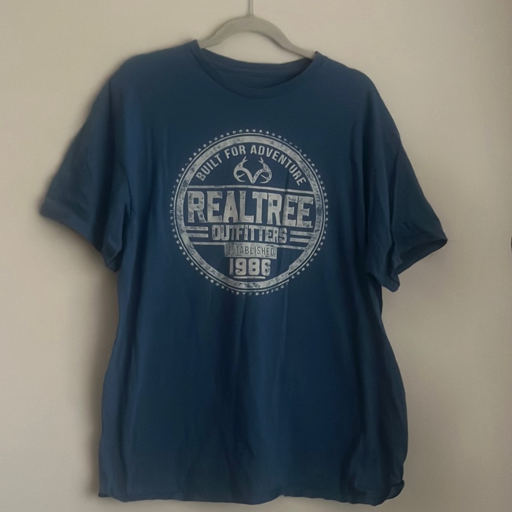 Realtree Men’s Blue Graphic “Built for Adventure” T-Shirt NWOT Size XL